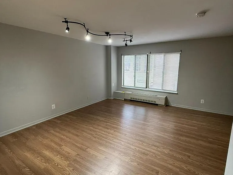 3100 S Manchester St #333 — Photo 4