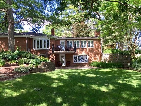 2nd image of 855 Burke Ct