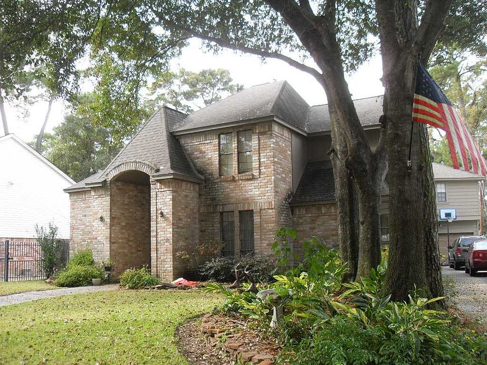 1st image of 15611 Cannion Falls Dr