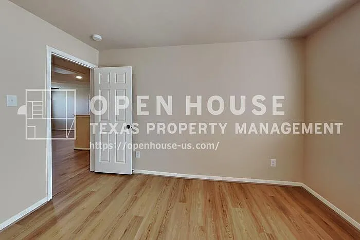 19715 Seabury Path Ct — Photo 14