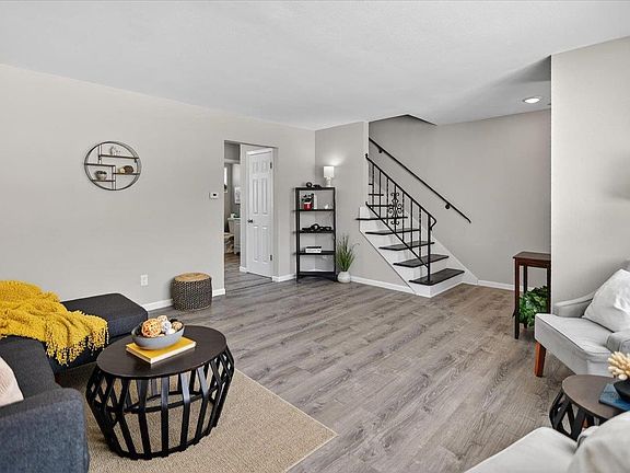 4th image of 4712 Jenewein Road