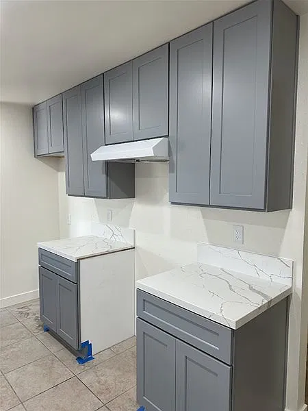 3 bed, 2.0 bath, 1214 sqft, $2,025 — Photo 4
