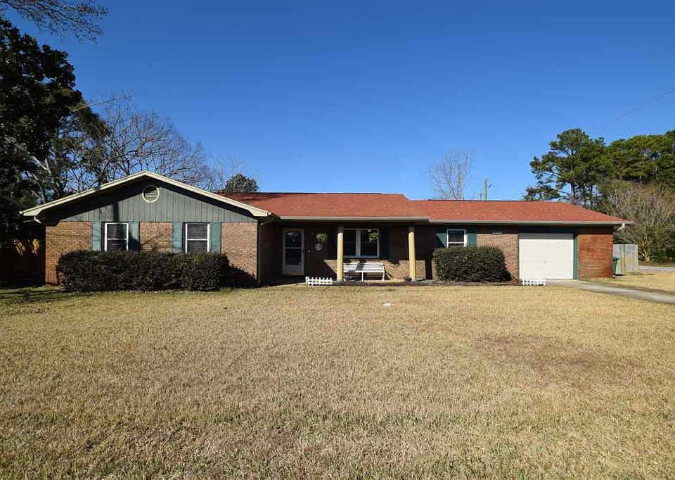 1st image of 2668 Venetian Way