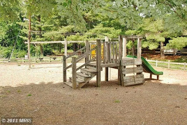 7519 Spring Lake Dr #C1 — Photo 32
