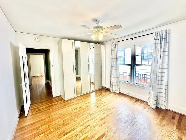 441 Jackson St — Photo 21
