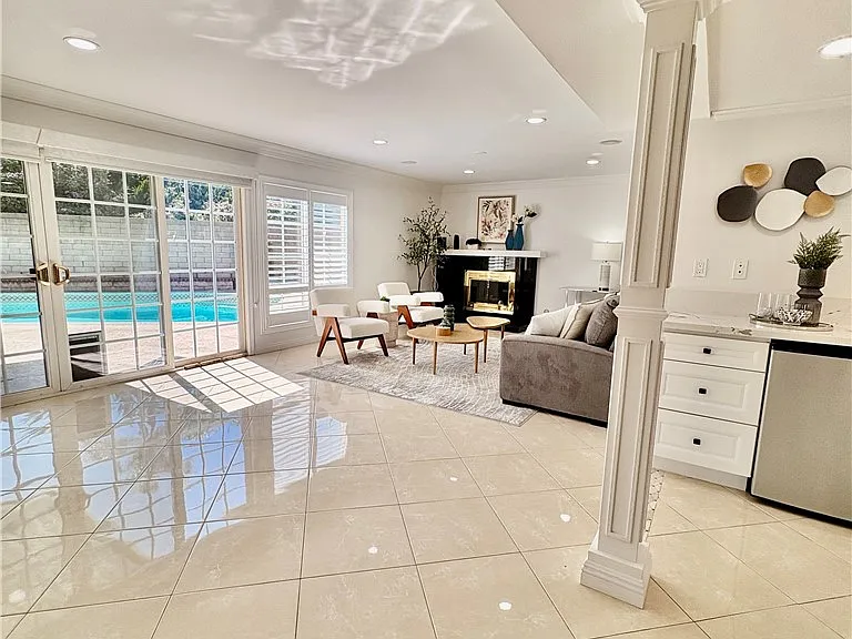 1407 Pecan Grove Dr — Photo 8