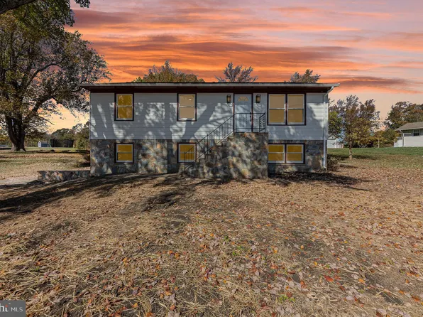 130 Musselman Rd, Fredericksburg, VA 22405