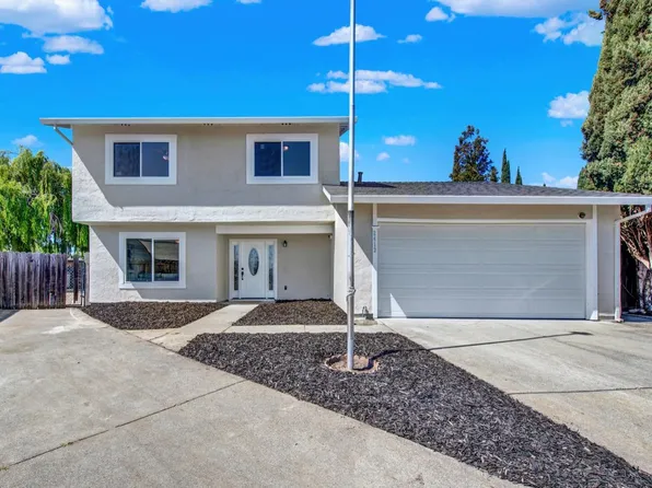2413 La Salle Court, Fairfield, CA 94533