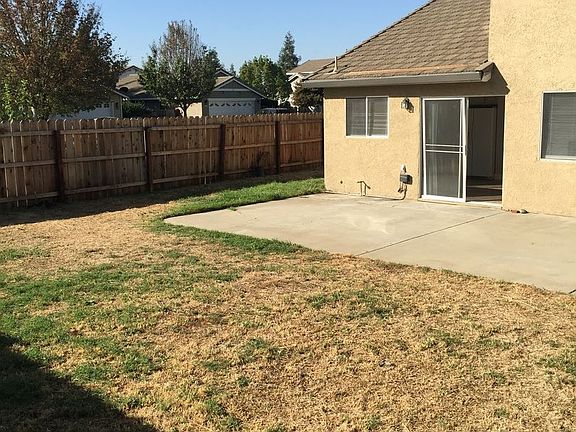 3rd image of 4400 Dandelion Ct