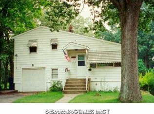 206 Tudor St, Waterbury, CT 06704