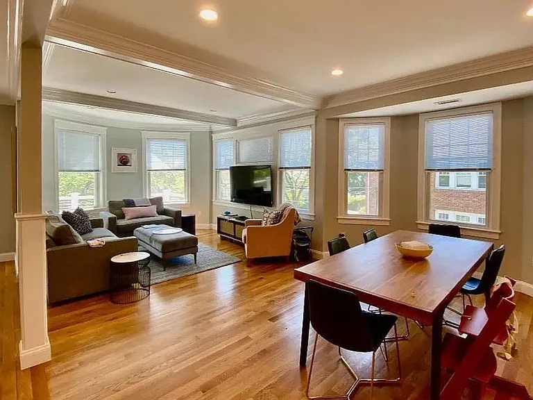 119 Westbourne Ter #2 — Photo 4