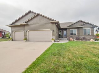 505 W High Pointe St, Tea, SD 57064