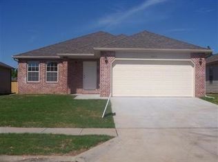 705 S Mahn Ave, Springfield, MO 65802