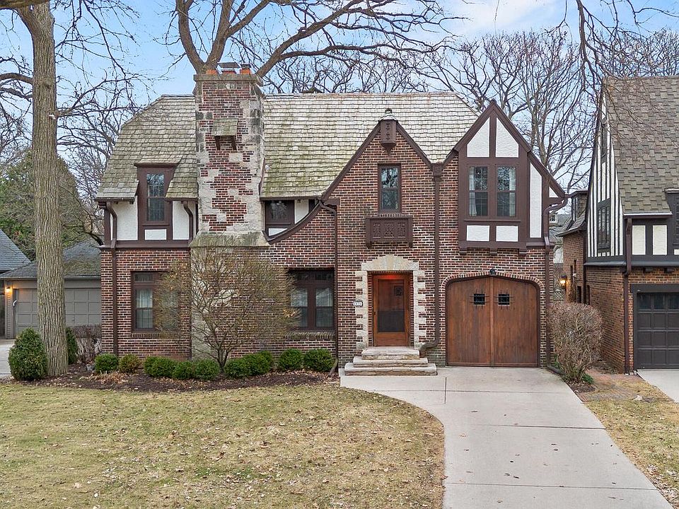 1st image of 1031 E Circle DRIVE