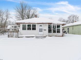 5938 Porter Rd, North Olmsted, OH 44070