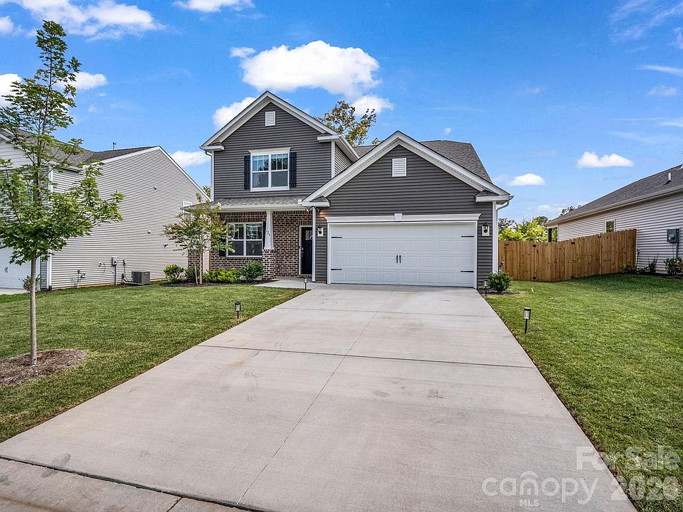 1st image of 126 Ashelyn Park Dr