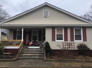 6 Walnut Ter, Keyport, NJ 07735