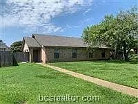 2510 Hickory Dr — Photo 9