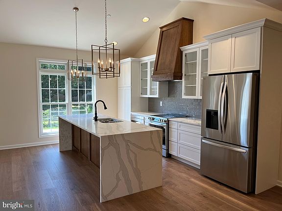 2nd image of 1758 Meridian Dr Lot 44