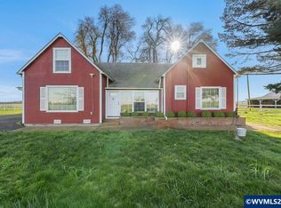 92950 Pitney Ln, Junction City, OR 97448