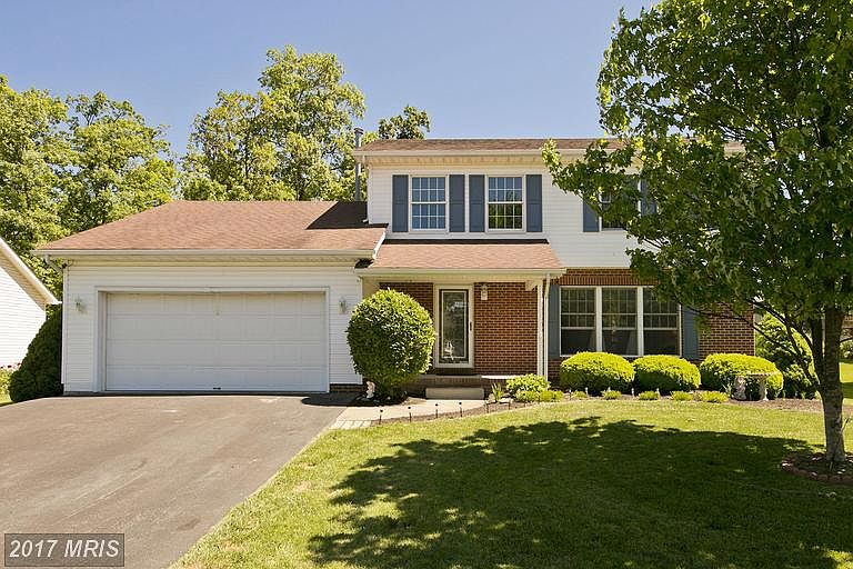 1st image of 107 Tinoak Dr