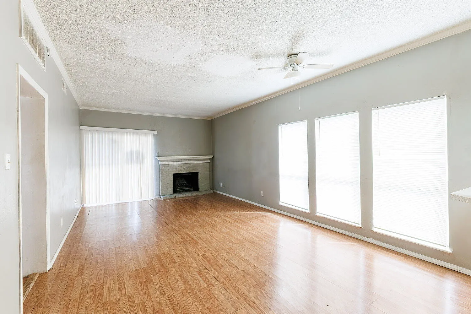 2 bed, 2.0 bath, 1341 sqft, $825 — Photo 4