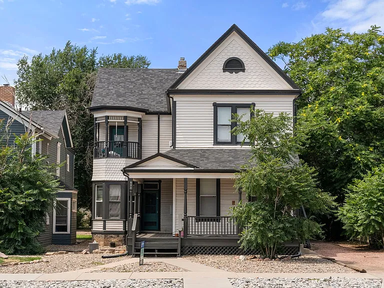 624 N Weber St. — Photo 2