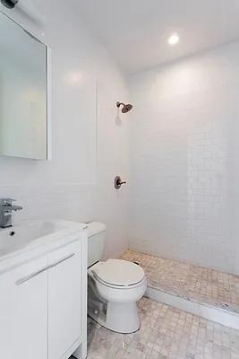 Rented by Compass | media 10