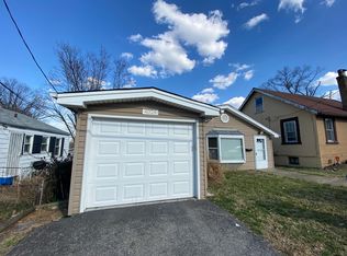 4028 N Hanley Rd, Saint Louis, MO 63121