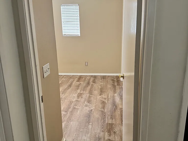 30050 Laurel Creek Dr — Photo 27