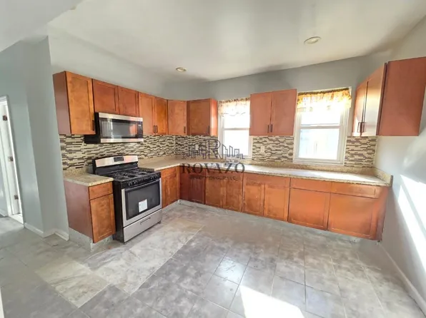 115-116 22nd St #1, Irvington, NJ 07111