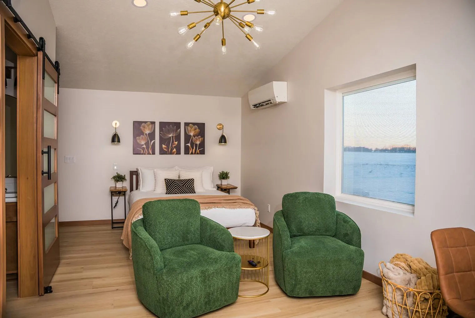 1 bed, 1.0 bath, 1894 sqft, $2,540 — Photo 4