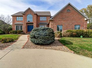 1803 Byrnebruk Dr, Champaign, IL 61822