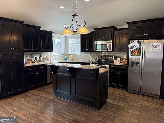 4th image of 5255 Carlton Ridge Cir