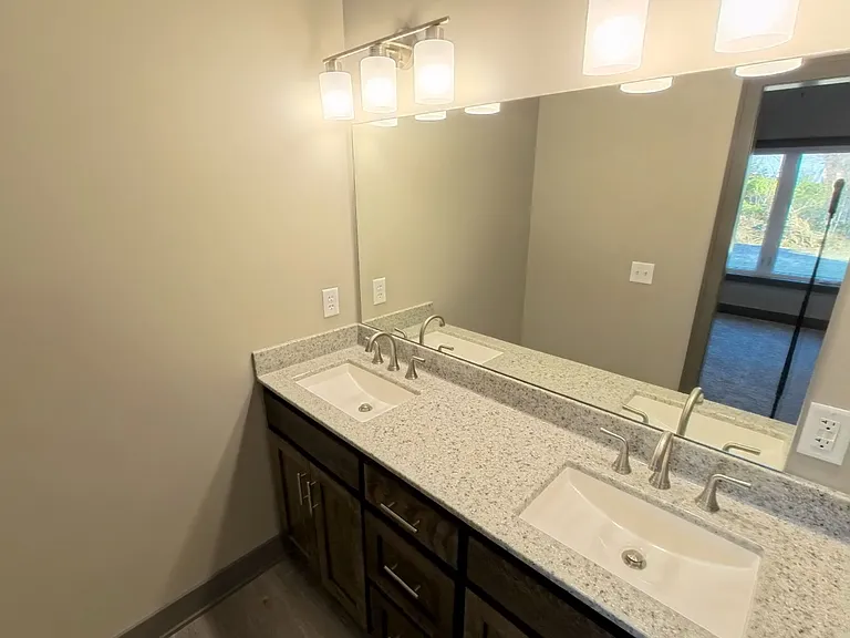 112 N Iowa St #112 — Photo 13