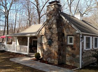 29 Notch Rd, Bolton, CT 06043