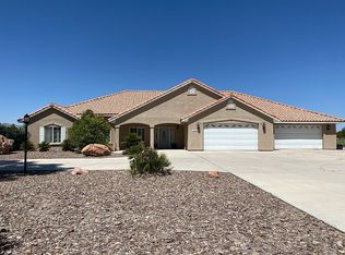 3995 Paiute St, Moapa Valley, NV 89021