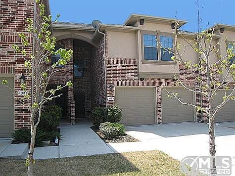 1st image of 1033 Lucy Ln