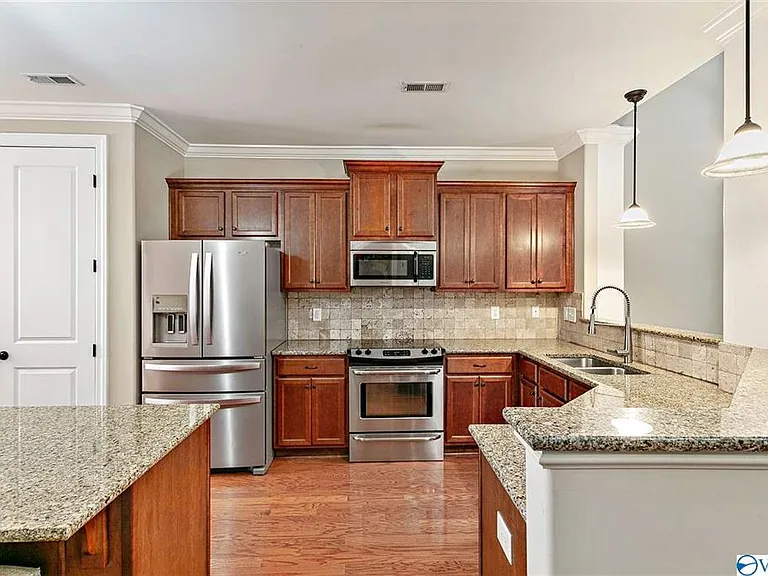 107 Golden Rod Ln — Photo 9