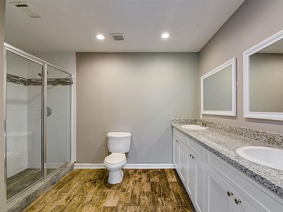 3rd image of 3499 Balboa Cir #20