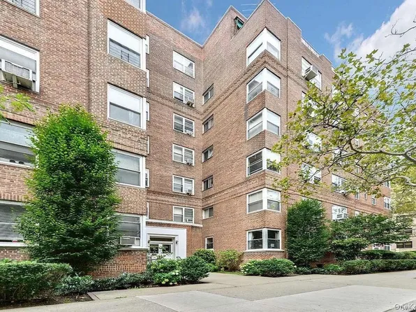 71-36 110th Street #6/H, Forest Hills, NY 11375