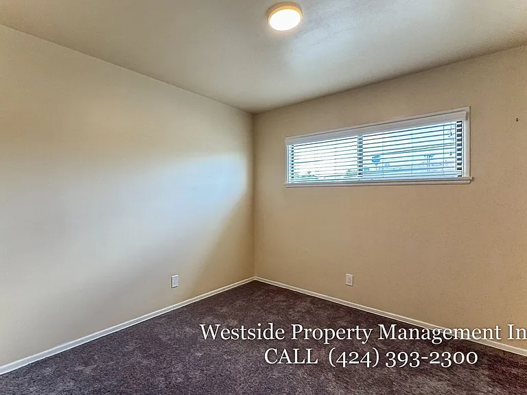 2202 W 84th Pl #2 — Photo 12