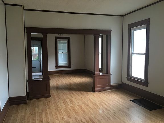 5th image of 1814 Greenfield Ave