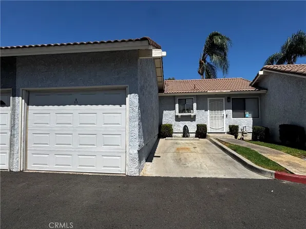 9505 Arlington Ave APT 17, Riverside, CA 92503