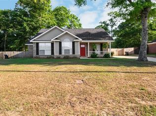 10701 Southern Ln, Grand Bay, AL 36541