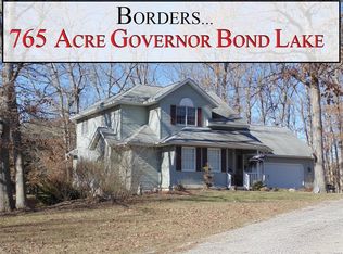 1331 Trails End Rd, Greenville, IL 62246