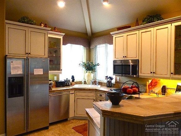 4th image of 61711 Bridge Creek Dr