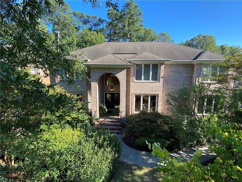 1st image of 2213 Sisters Walk Ct