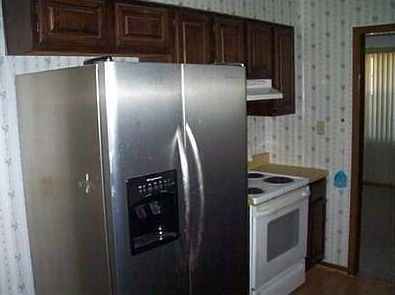 3rd image of 1171 Redwood Ln