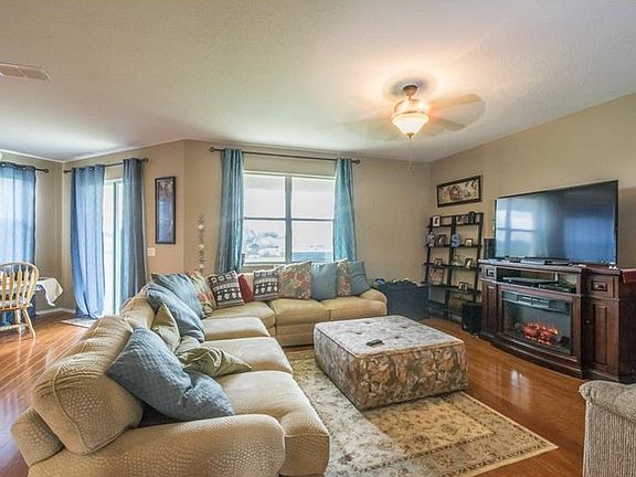 4th image of 13735 Laranja St